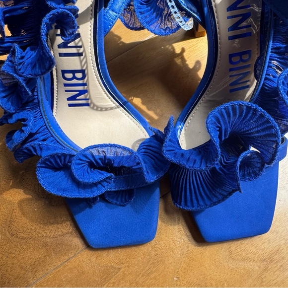 NWT Gianni Bini Franz Suede Chiffon Ruffle Dress Sandals Sz 6,5 main image 7